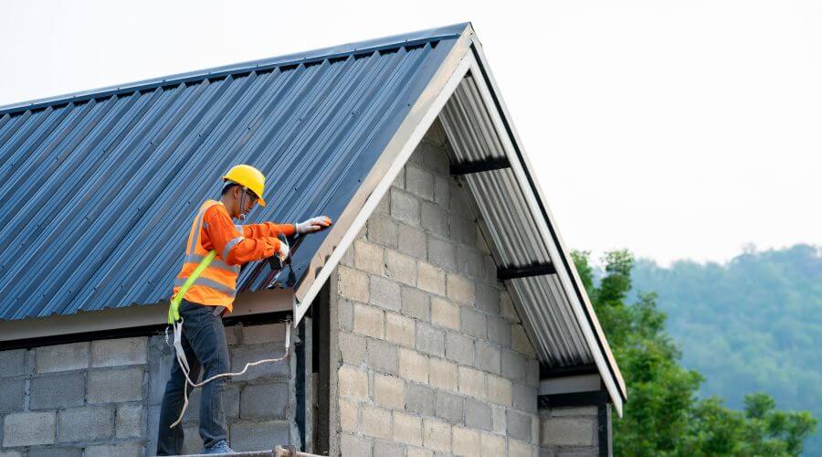 Expert new roof installation services in Ludlow, CA